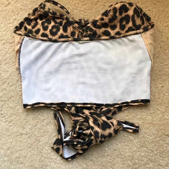 Over Sized Cheetah Tie Up Top XS without shelf bra - Picture 3 of 3
